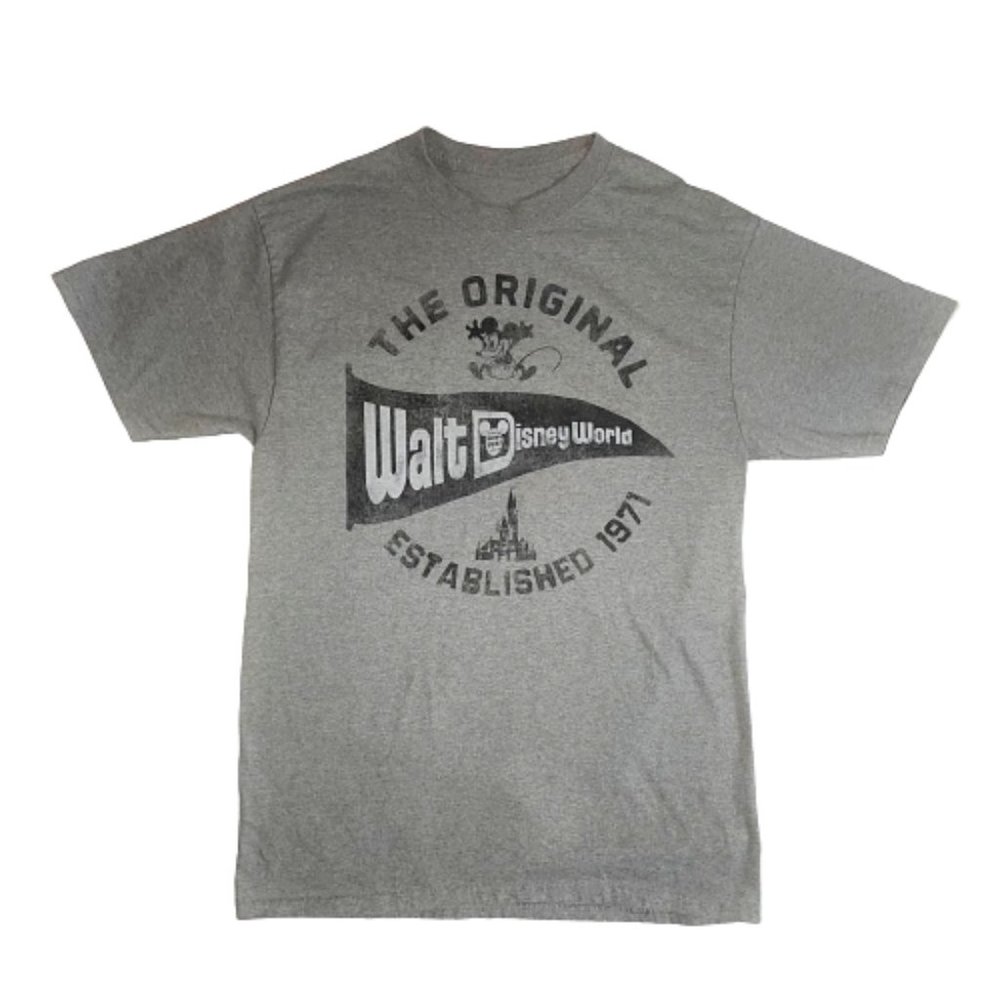 DISNEY PARKS  M Original WALT DISNEY WORLD Shirt!